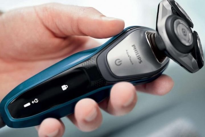 Rasoir électrique series 5000 Philips AquaTouch