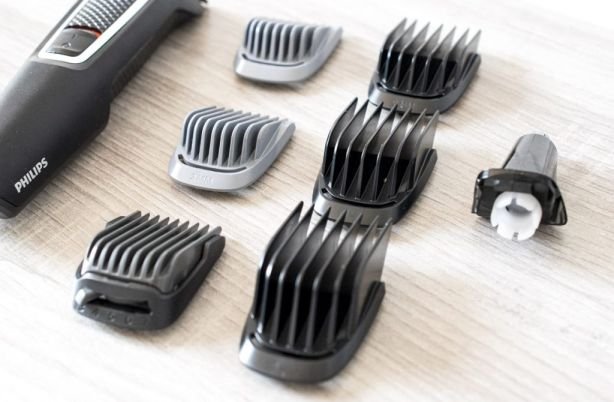 Tondeuse Multigroom Série 3000 Philips MG3740/15
